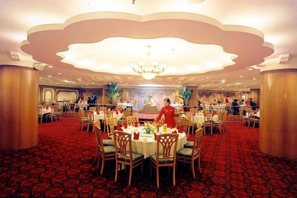 Golden Hotel Shenyang Restaurante foto